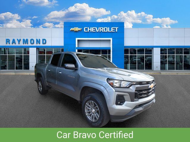 Certified 2023 Chevrolet Colorado LT w/ LT Convenience Package II AWD/4WD image 1