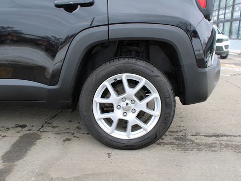 Used 2019 Jeep Renegade Sport w/ Sport Appearance Group image 41