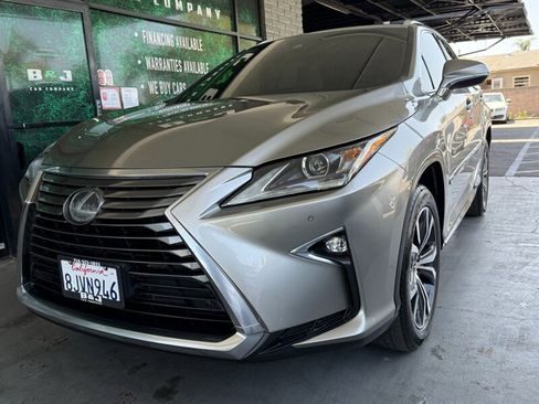 Used 2019 Lexus RX 350 FWD w/ Navigation Package image 3