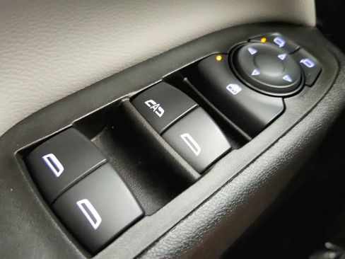 Used 2024 Chevrolet Equinox LS w/ LPO, Floor Liner Package FWD image 20