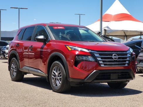 Certified 2026 Nissan Rogue S AWD/4WD image 6