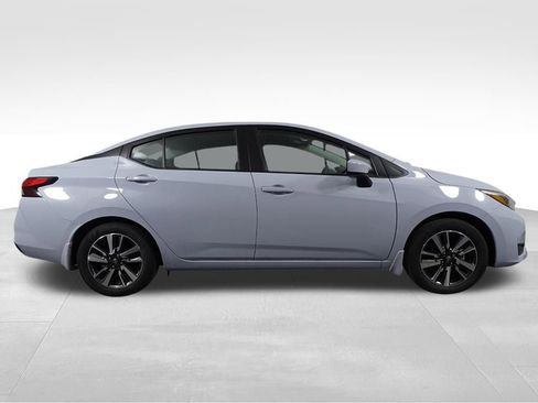 New 2025 Nissan Versa SV w/ Trunk Package FWD image 6