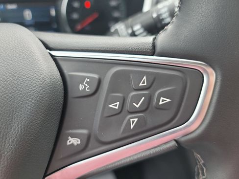 Used 2024 Chevrolet Equinox LT FWD image 22