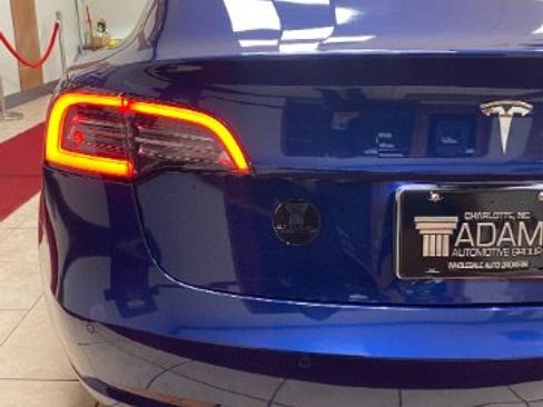 Used 2019 Tesla Model 3 Long Range RWD image 11