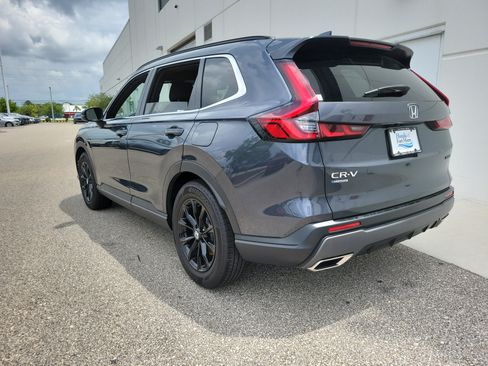 Used 2025 Honda CR-V Sport image 4