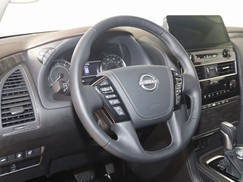 Used 2024 Nissan Armada Platinum w/ Captain's Chairs Package image 6