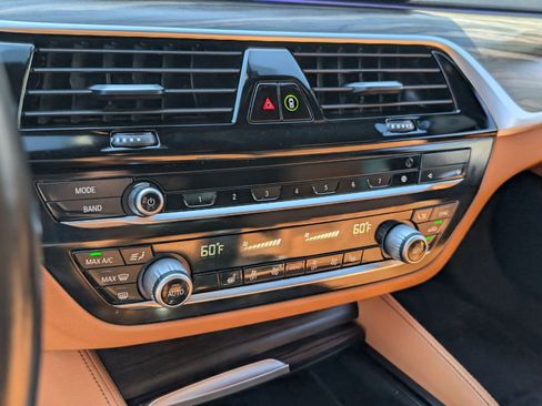 Used 2023 BMW 530i w/ M Sport Package image 28