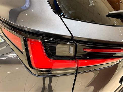 Certified 2024 Lexus NX 250 FWD image 27