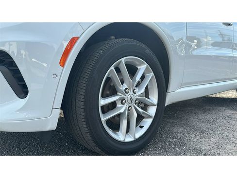 Used 2025 Dodge Durango GT AWD/4WD image 10
