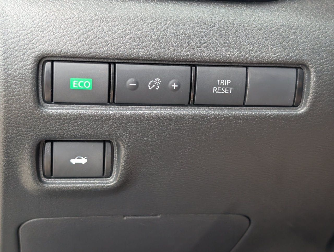 Certified 2025 Nissan Sentra SV w/ Trunk Package FWD image 23