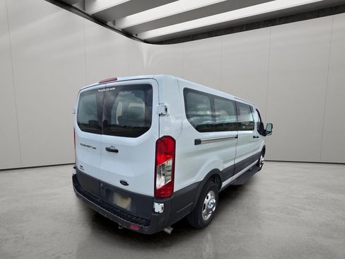 Used 2022 Ford Transit 350 XL image 5