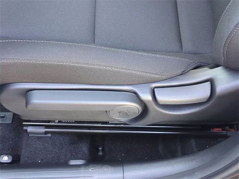 New 2026 Hyundai Kona SE image 18