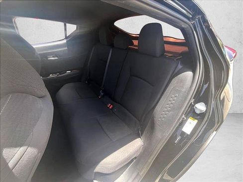 Used 2019 Toyota C-HR LE FWD image 27