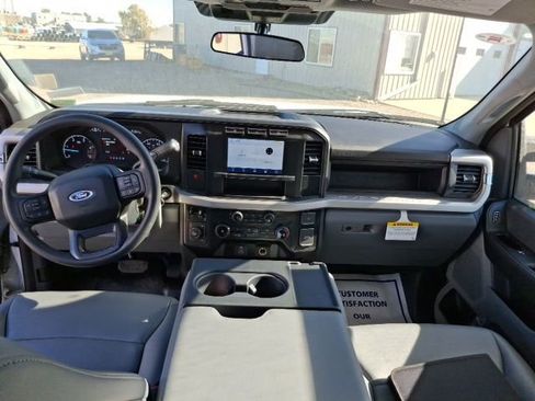 New 2024 Ford F550 4x4 SuperCab Super Duty image 14
