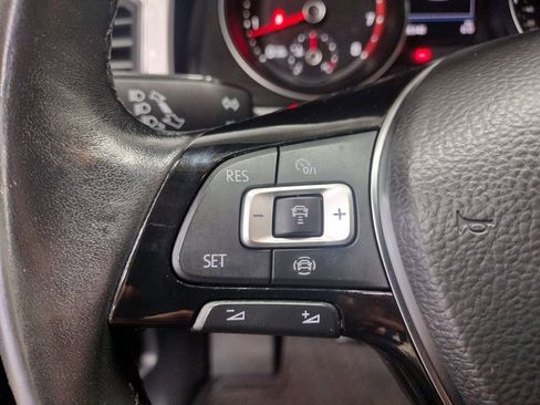 Used 2019 Volkswagen Atlas SE w/ Towing Package image 24