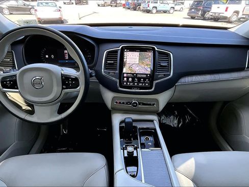 Used 2025 Volvo XC90 T8 Core w/ Climate Package image 15