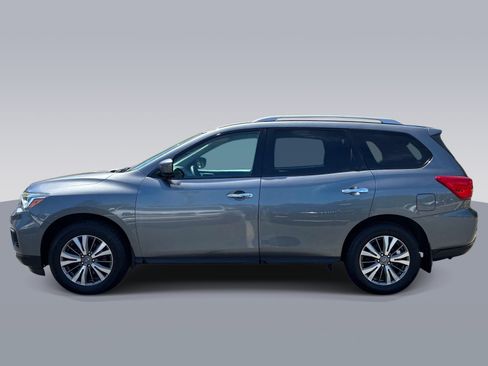 Used 2018 Nissan Pathfinder S AWD/4WD image 3