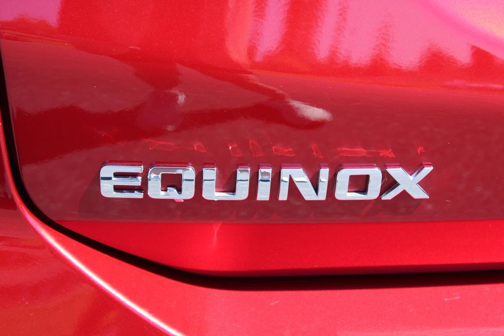 Used 2023 Chevrolet Equinox Premier AWD/4WD image 14