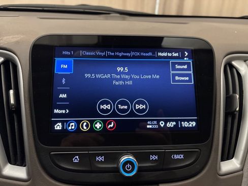 Used 2023 Chevrolet Malibu LT image 16