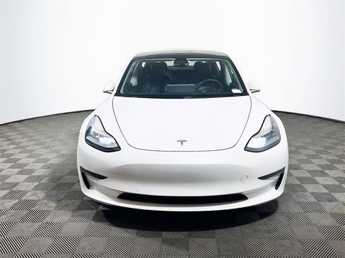 Used 2020 Tesla Model 3 Performance image 3