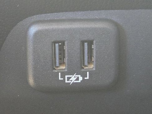 Used 2020 Chevrolet Colorado ZR2 AWD/4WD image 7