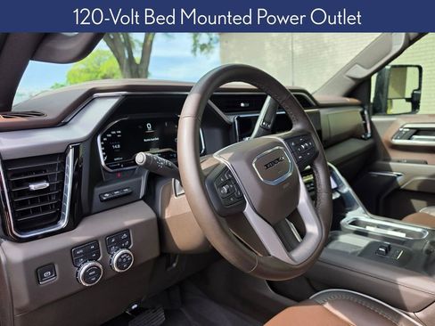 Used 2024 GMC Sierra 2500 Denali w/ Denali Reserve Package AWD/4WD image 15