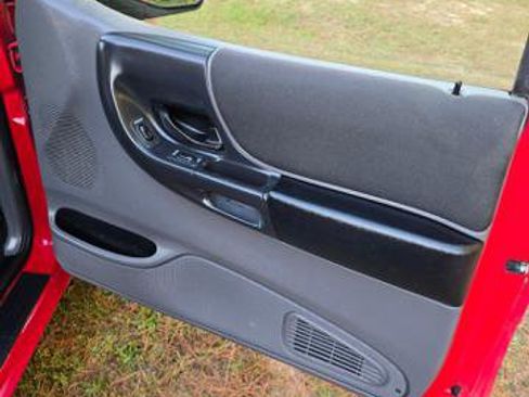 Used 2003 Ford Ranger XL image 16