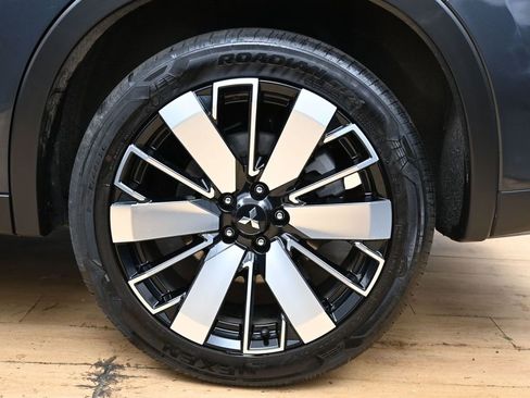 Used 2025 Mitsubishi Outlander SE AWD/4WD image 12