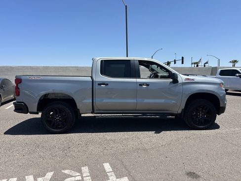 Used 2023 Chevrolet Silverado 1500 LT Trail Boss AWD/4WD image 6