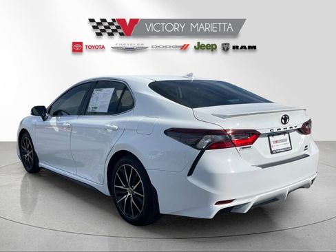 Certified 2023 Toyota Camry SE w/ Cold Weather Package AWD/4WD image 3