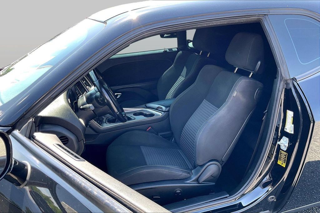 Used 2022 Dodge Challenger R/T RWD image 24