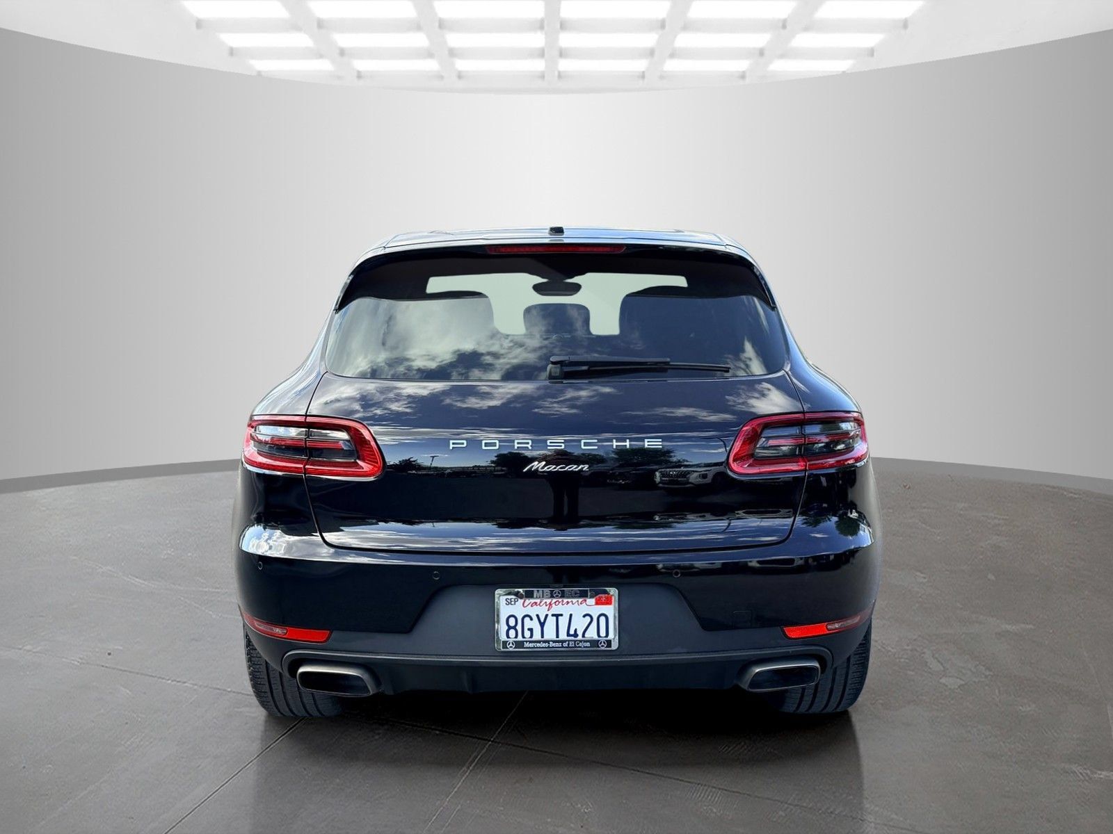Used 2017 Porsche Macan AWD/4WD image 6