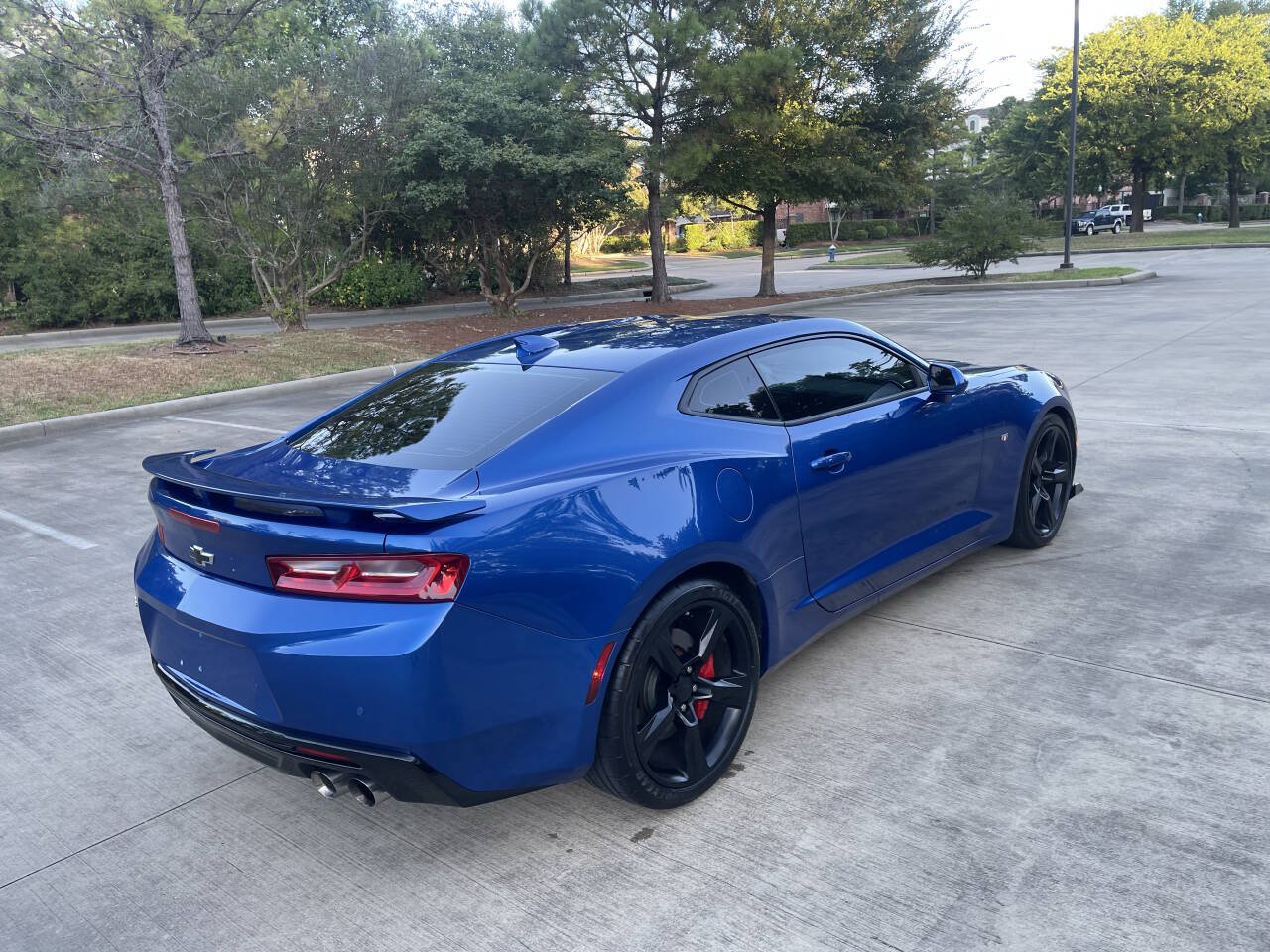 Used 2016 Chevrolet Camaro SS RWD image 17