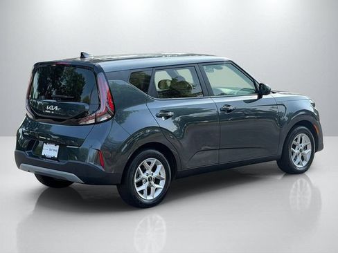 Certified 2023 Kia Soul LX w/ LX Technology Package FWD image 7
