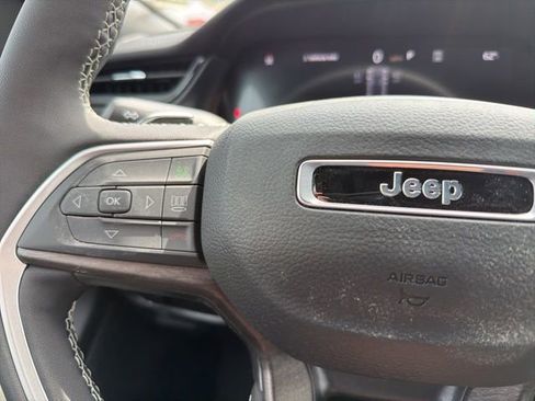 New 2026 Jeep Grand Cherokee 4WD image 23