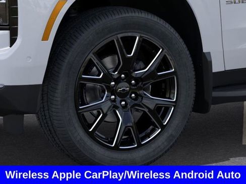 New 2026 Chevrolet Suburban Premier w/ Sun And Tow Package image 10