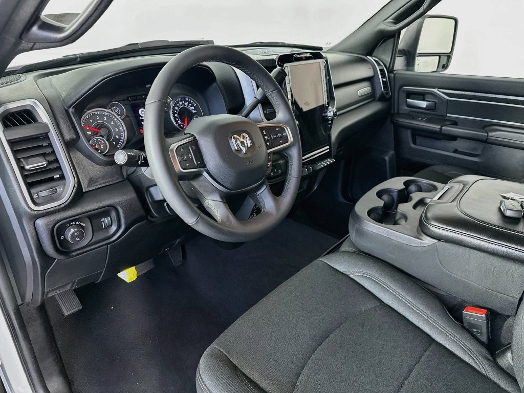 Used 2025 RAM 2500 Big Horn AWD/4WD image 29