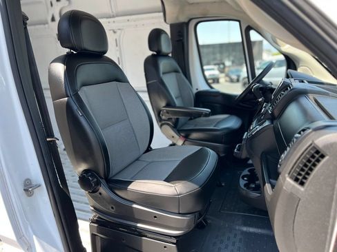 Used 2023 RAM ProMaster 3500 FWD image 17