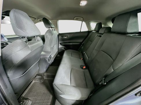 Used 2023 Toyota Venza LE AWD/4WD image 27