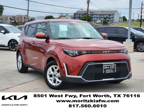 Certified 2023 Kia Soul LX w/ Option Group 015 FWD image 1