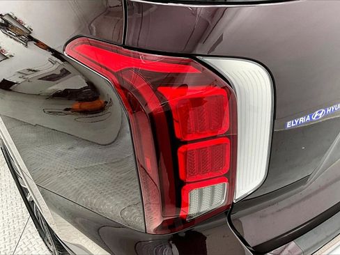Certified 2023 Hyundai Palisade Calligraphy w/ Cargo Package image 31