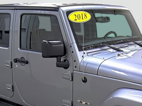 Used 2018 Jeep Wrangler Unlimited Sahara image 15