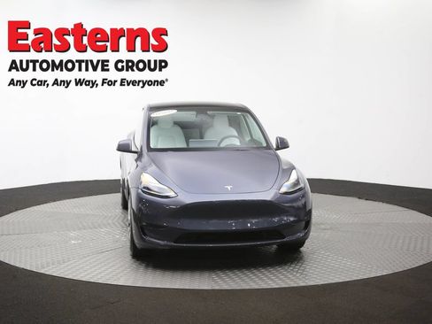 Used 2023 Tesla Model Y Long Range AWD/4WD image 45
