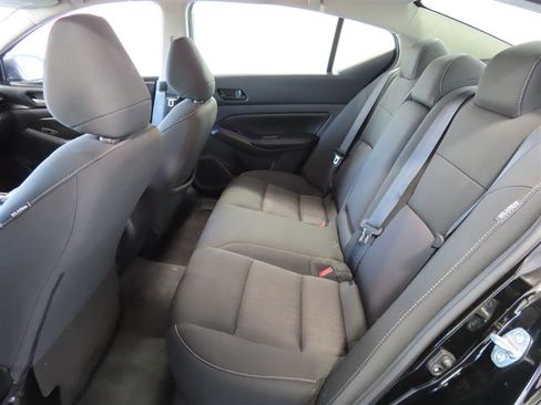 Used 2023 Nissan Altima 2.5 SV image 30