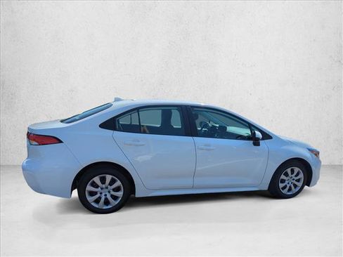 Certified 2024 Toyota Corolla LE FWD image 4