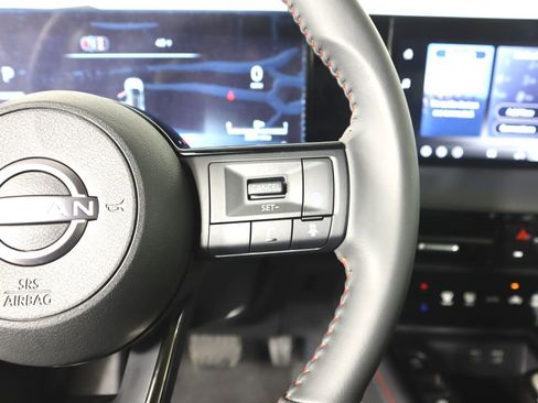 New 2026 Nissan Kicks SR w/ Cold Weather Package image 12