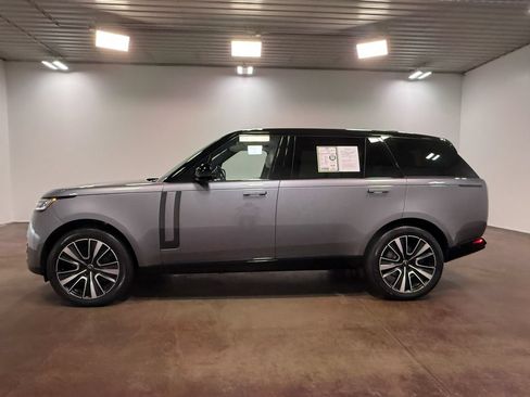 Used 2025 Land Rover Range Rover Long Wheelbase Autobiography AWD/4WD image 6
