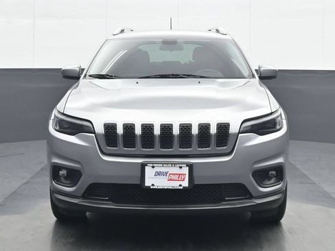 Used 2019 Jeep Cherokee Latitude Plus AWD/4WD image 1