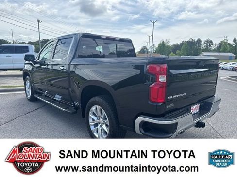 Used 2021 Chevrolet Silverado 1500 LTZ AWD/4WD image 5