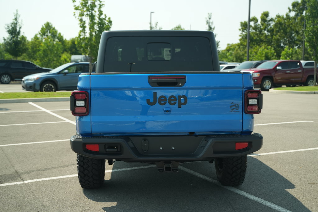 New 2026 Jeep Gladiator Sport AWD/4WD image 6